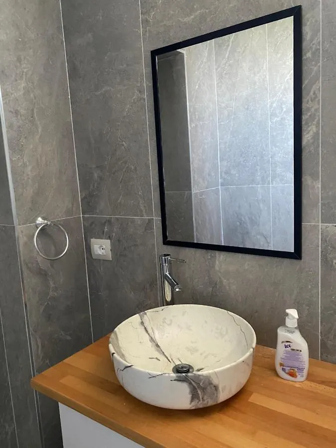 Edgewater Apartments ساراندا 0*,  ألبانيا
